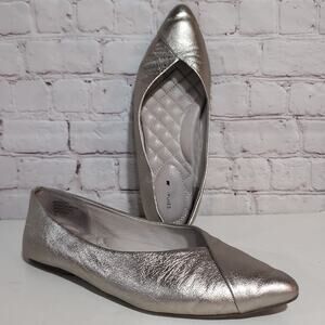 Birdies The Goldfinch Ballet Flats in Metallic Gold size 9.5 leather pointed Toe